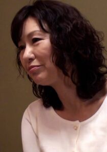 母子の温泉旅行！息子を露天風呂に誘う母！息子のカラダに母の性欲が爆発して淫獣SEX！