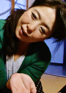 仕事帰りにのみ過ぎてご機嫌な母は、今日も帰って来ない旦那への寂しさを愚息で紛らわす欲求不満熟母だった!536953