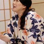 「何回でもできるよ、ほら！」ヤリタイ盛りの愚息の肉棒に翻弄される豊満ボディの五十路熟母！541603